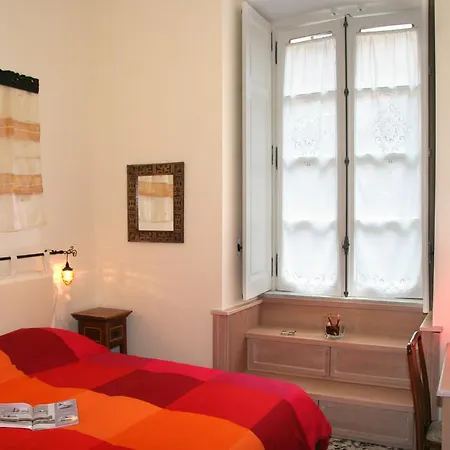 Bed & Breakfast Beb Di Fiore Napoli