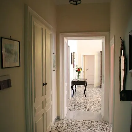 Oda ve Kahvaltı Beb Di Fiore 2*